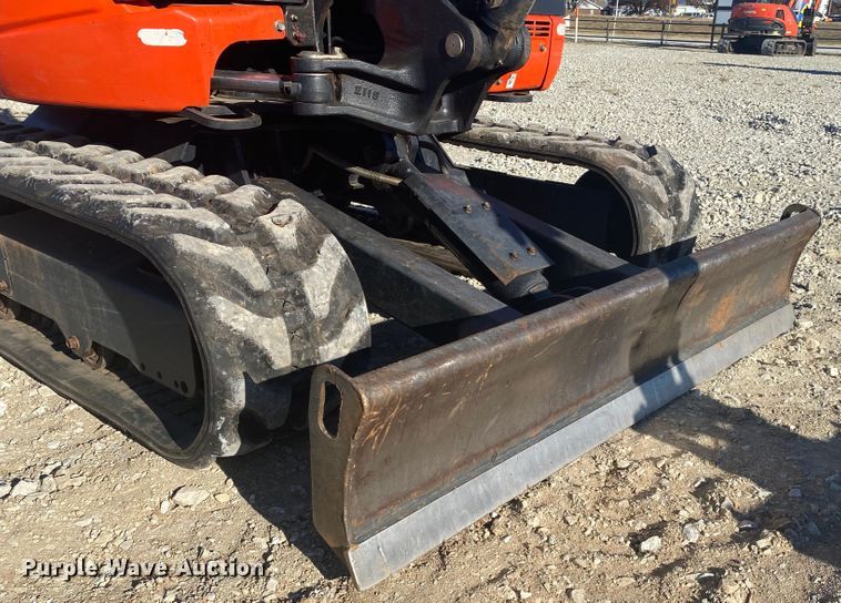 image for item DL6769 2019 Kubota U27-4  mini excavator