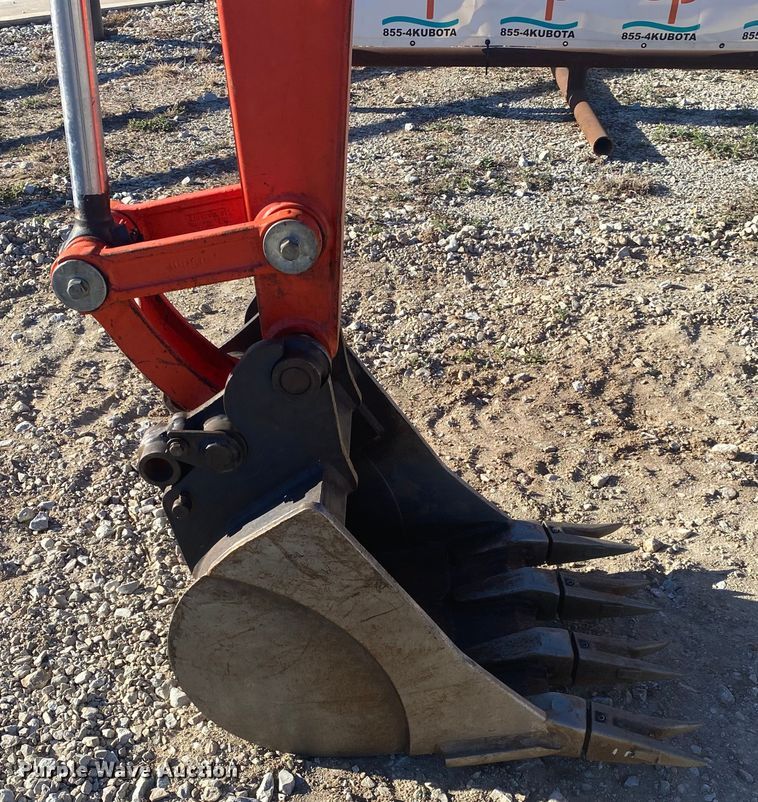 image for item DL6769 2019 Kubota U27-4  mini excavator