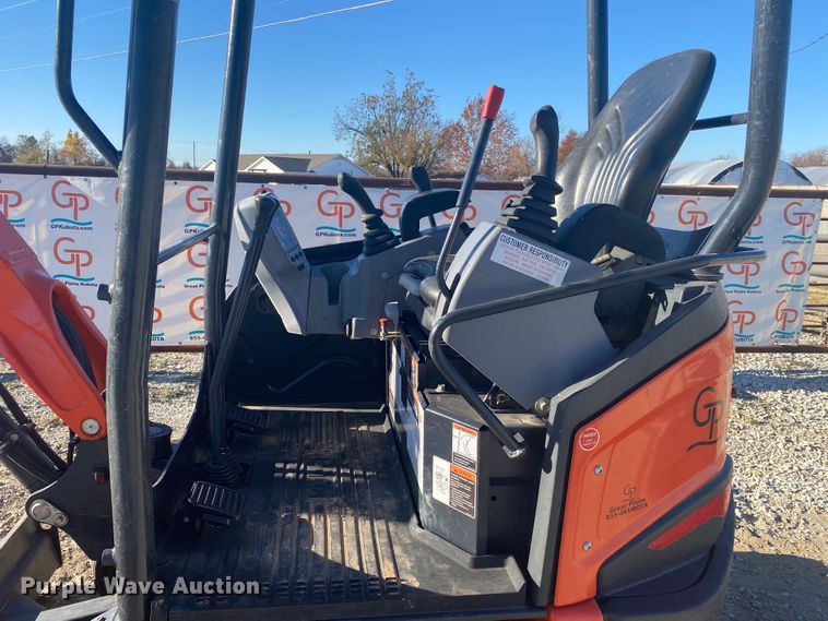 image for item DL6769 2019 Kubota U27-4  mini excavator