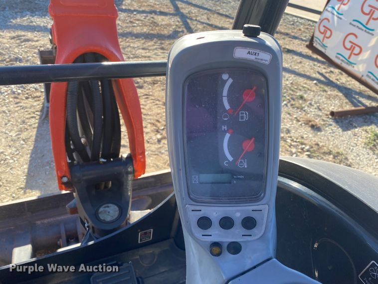 image for item DL6769 2019 Kubota U27-4  mini excavator