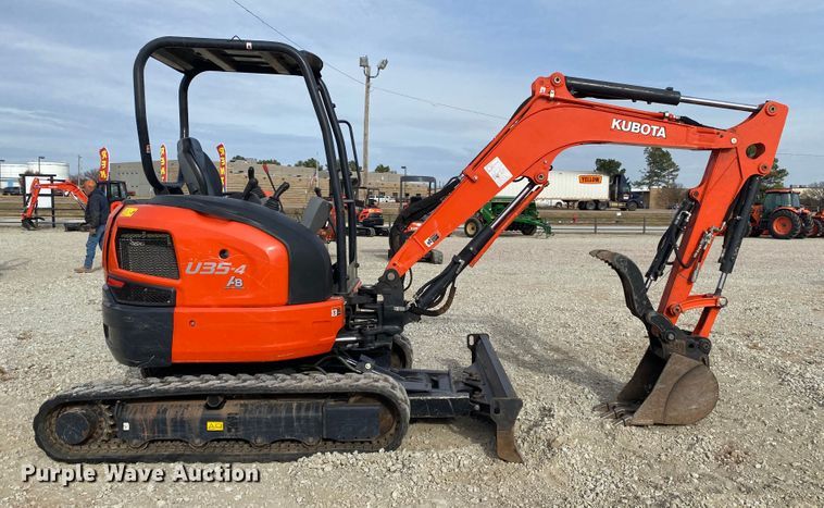 image for item DL6780 Kubota U35-4  mini excavator