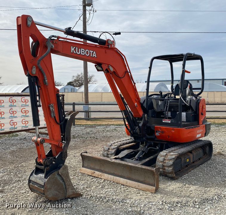 image for item DL6781 Kubota KX040-4  mini excavator