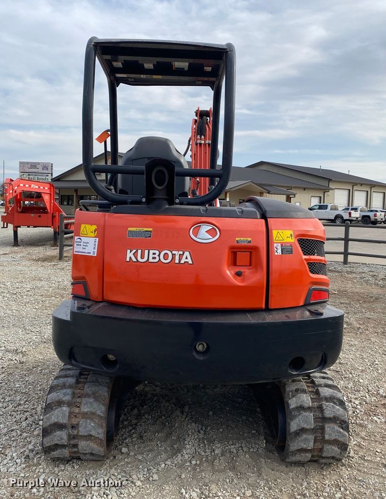 image for item DL6781 Kubota KX040-4  mini excavator