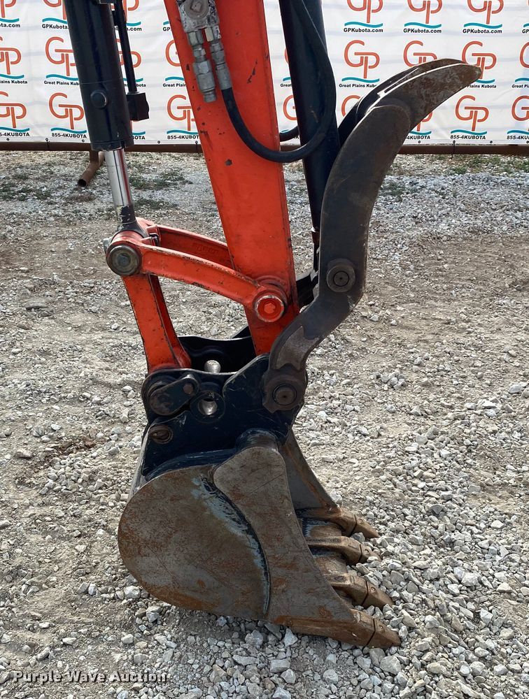 image for item DL6781 Kubota KX040-4  mini excavator