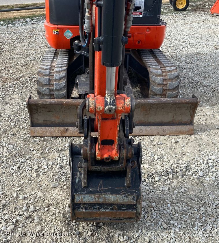 image for item DL6781 Kubota KX040-4  mini excavator