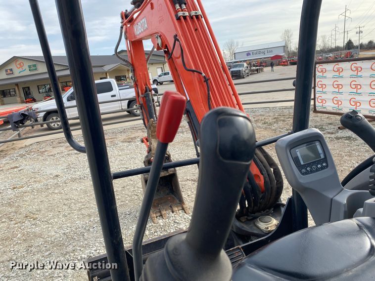 image for item DL6781 Kubota KX040-4  mini excavator