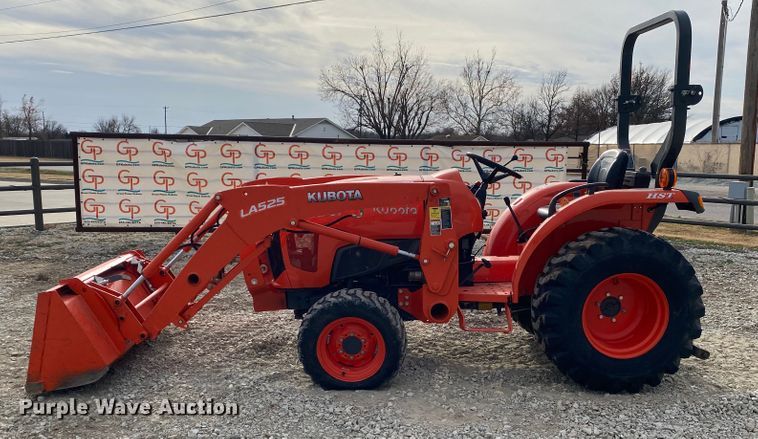 image for item DL6782 2019 Kubota L3301HST  MFWD tractor