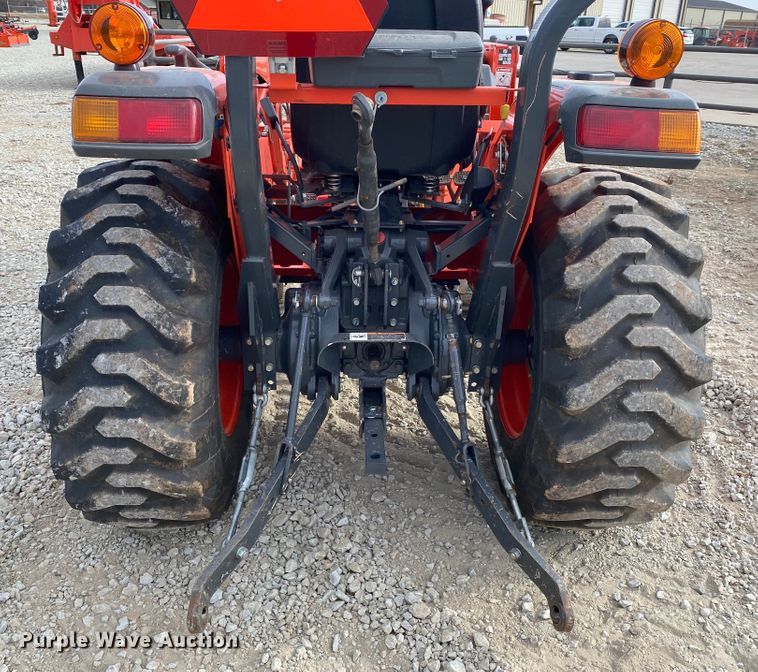 image for item DL6782 2019 Kubota L3301HST  MFWD tractor