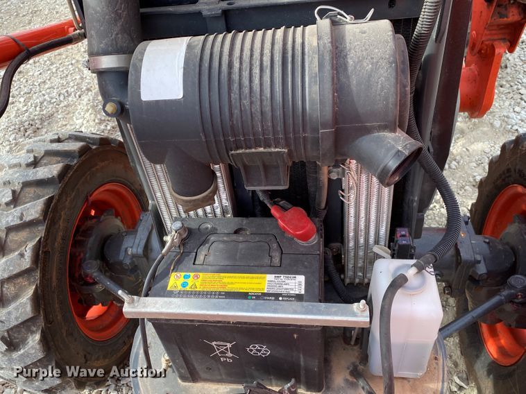 image for item DL6782 2019 Kubota L3301HST  MFWD tractor