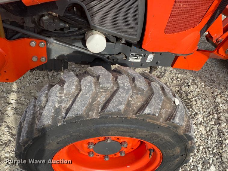 image for item DL6782 2019 Kubota L3301HST  MFWD tractor