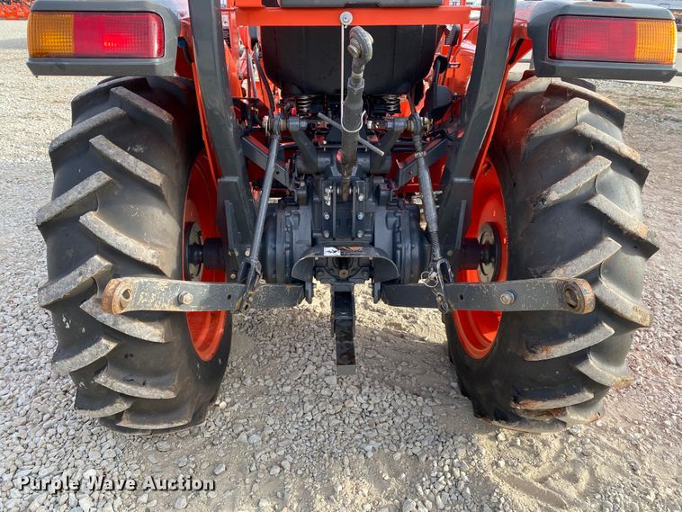 image for item DL6789 2020 Kubota L3901DT  MFWD tractor