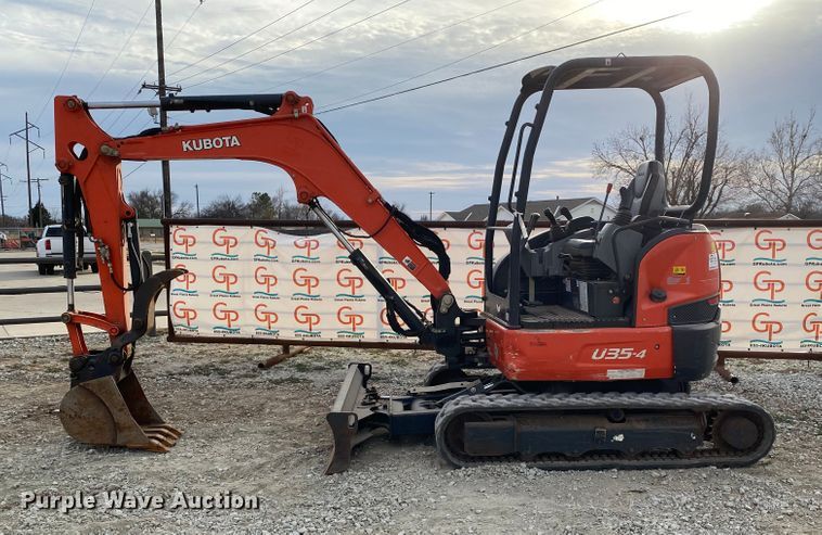 image for item DL6790 2018 Kubota U35-4  mini excavator
