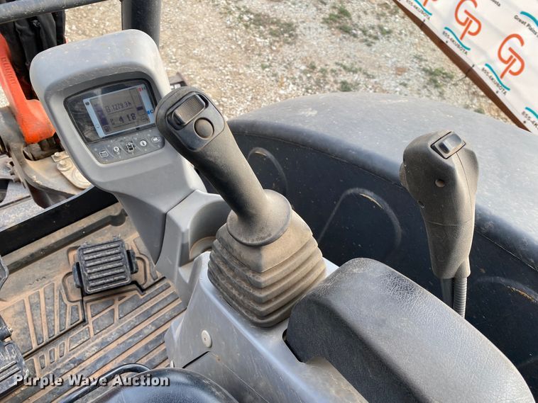 image for item DL6790 2018 Kubota U35-4  mini excavator