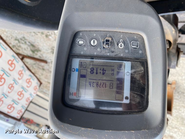 image for item DL6790 2018 Kubota U35-4  mini excavator