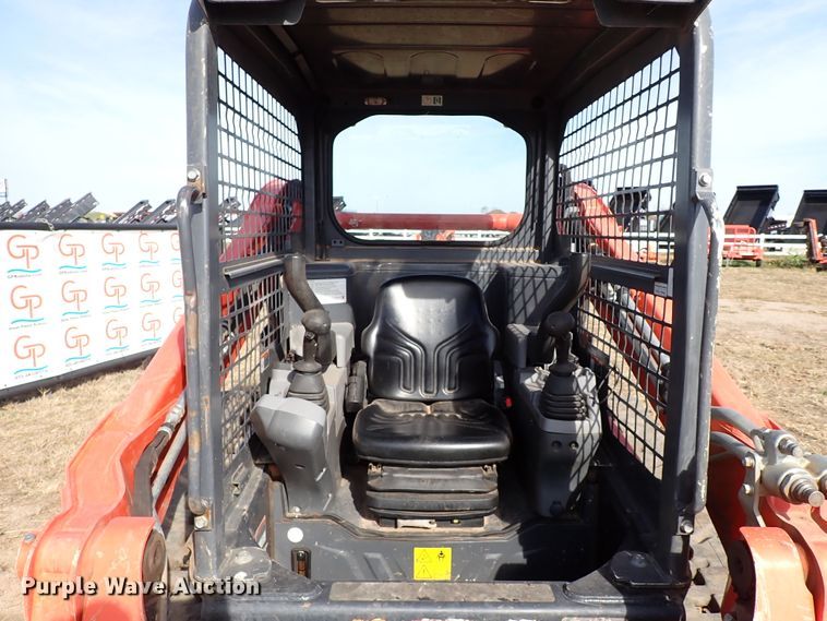 image for item IC9698 2020 Kubota SVL65-2  tracked skid steer loader