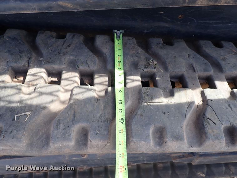 image for item IC9698 2020 Kubota SVL65-2  tracked skid steer loader