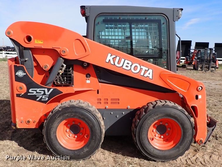 image for item IC9699 2017 Kubota SSV75  skid steer loader