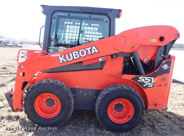 image for item IC9699 2017 Kubota SSV75  skid steer loader