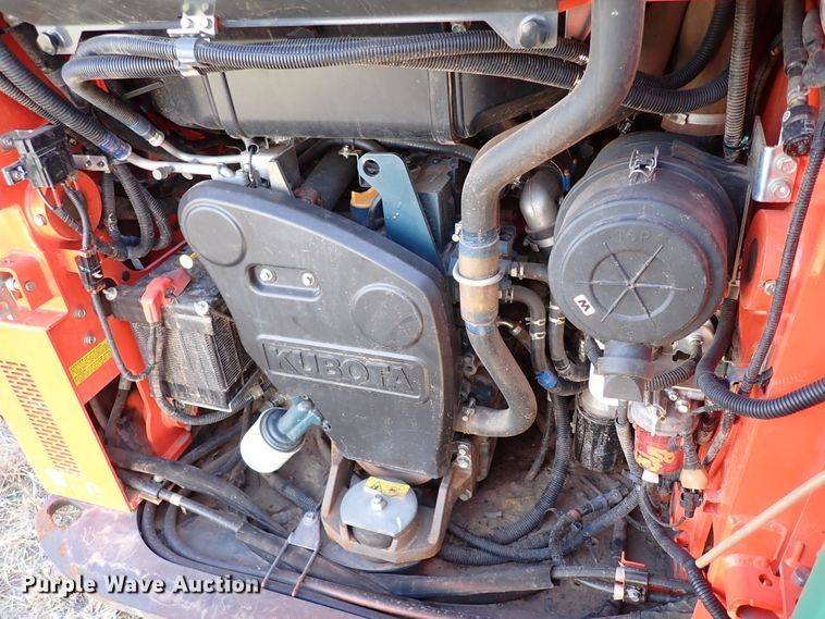 image for item IC9699 2017 Kubota SSV75  skid steer loader