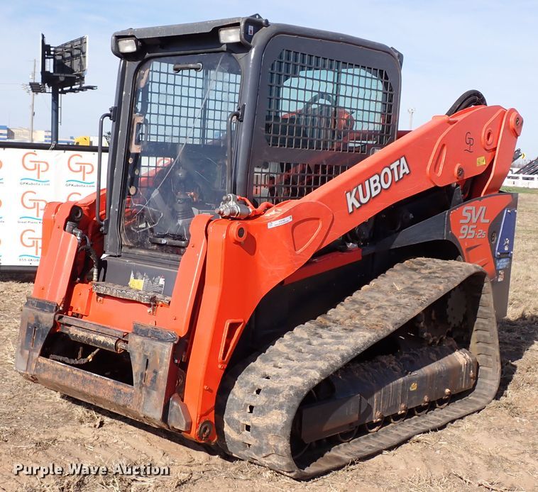 image for item IC9700 2020 Kubota SVL95-2S  tracked skid steer loader
