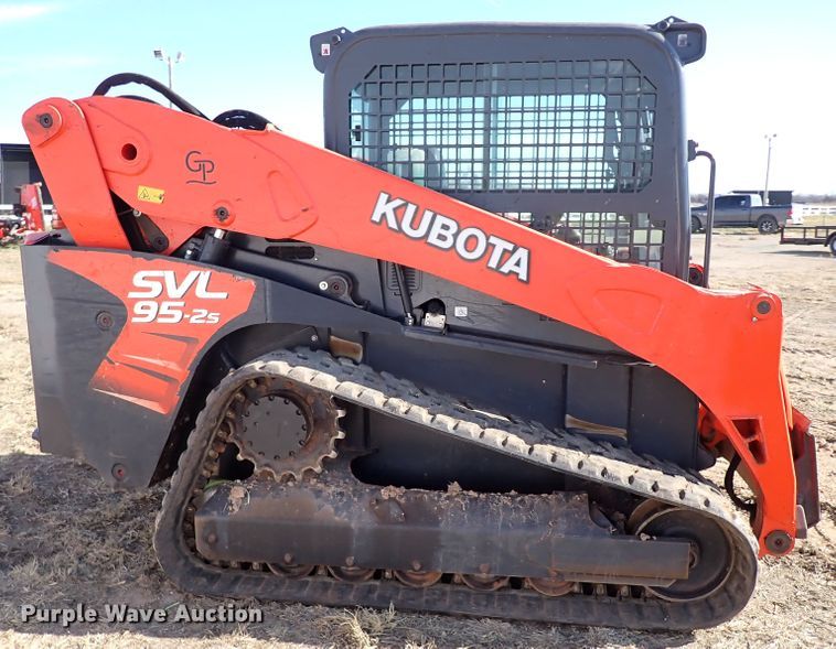 image for item IC9700 2020 Kubota SVL95-2S  tracked skid steer loader