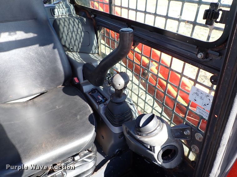 image for item IC9700 2020 Kubota SVL95-2S  tracked skid steer loader