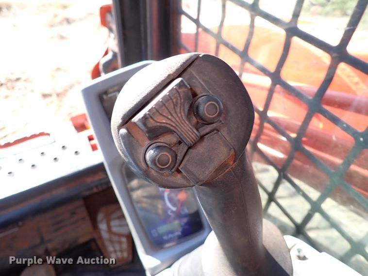 image for item IC9700 2020 Kubota SVL95-2S  tracked skid steer loader