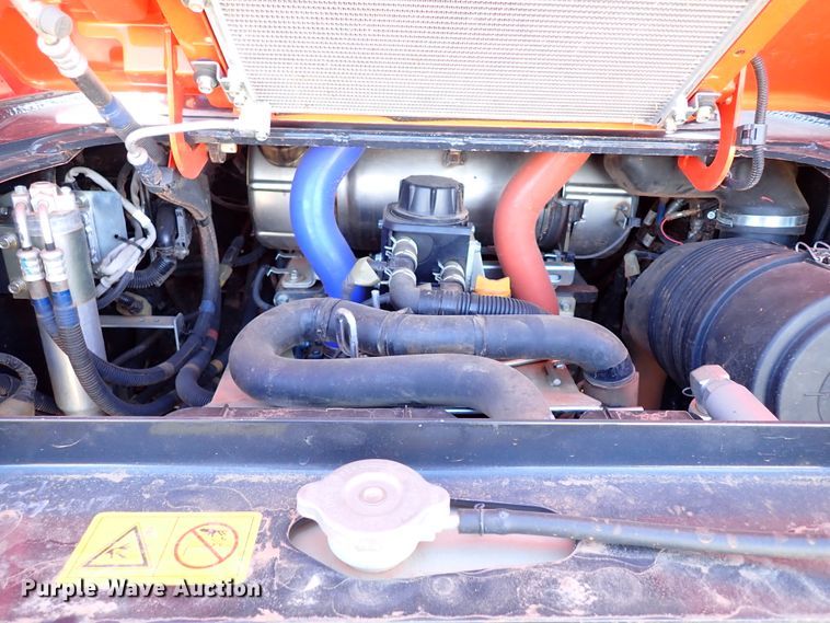 image for item IC9700 2020 Kubota SVL95-2S  tracked skid steer loader