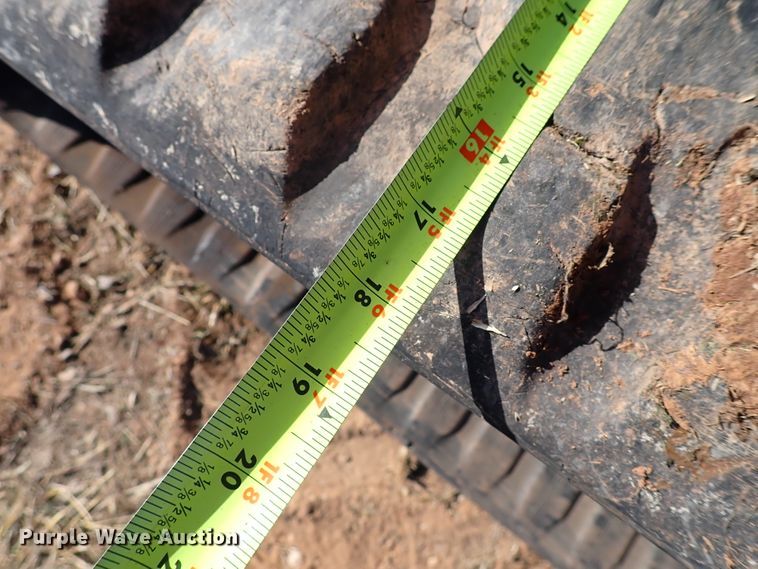 image for item IC9700 2020 Kubota SVL95-2S  tracked skid steer loader