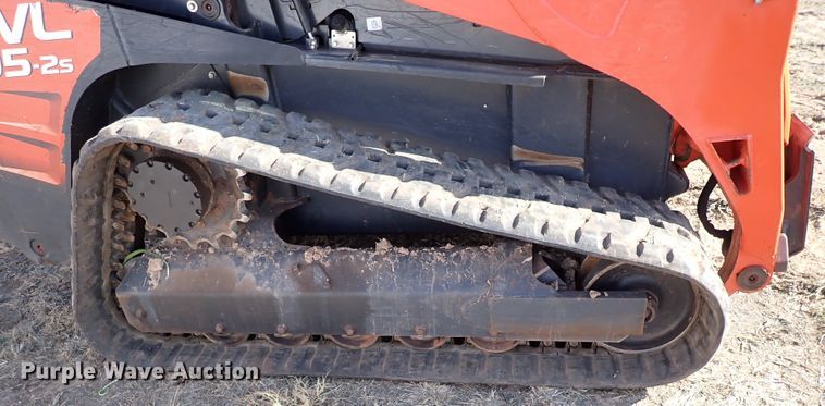 image for item IC9700 2020 Kubota SVL95-2S  tracked skid steer loader