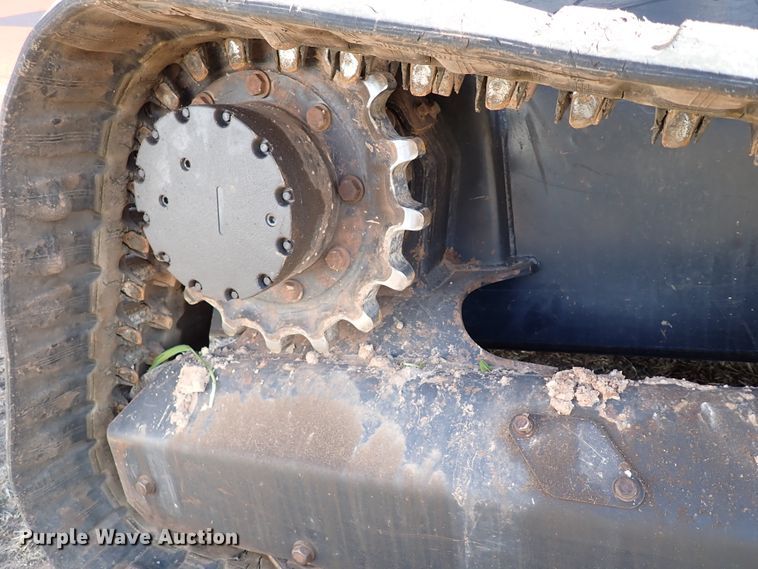 image for item IC9700 2020 Kubota SVL95-2S  tracked skid steer loader