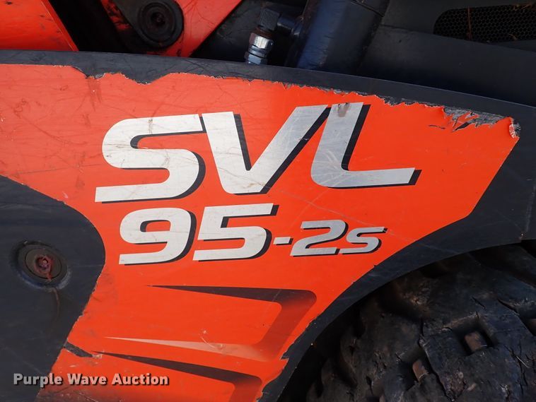 image for item IC9700 2020 Kubota SVL95-2S  tracked skid steer loader