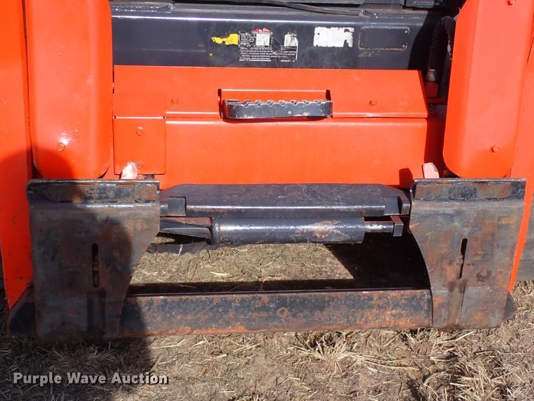image for item IC9701 2019 Kubota SVL75-2  tracked skid steer loader