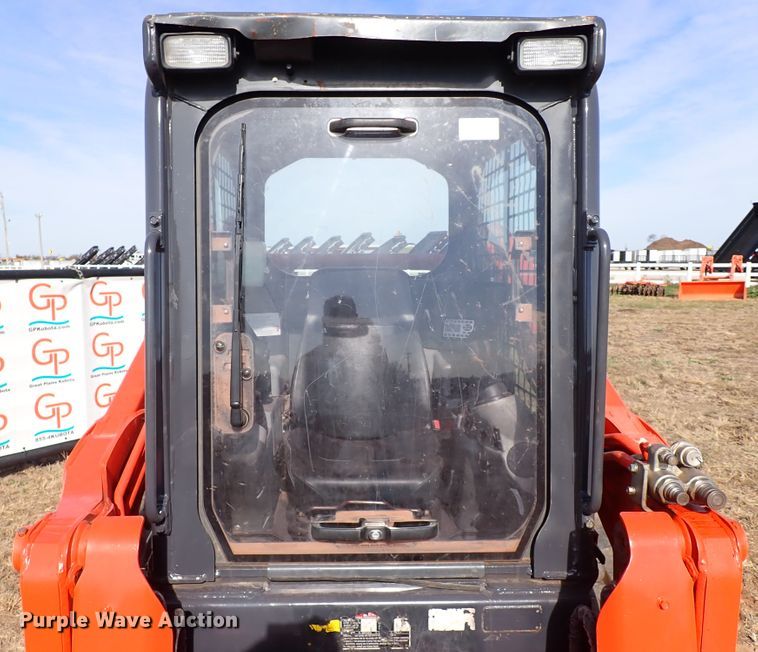 image for item IC9701 2019 Kubota SVL75-2  tracked skid steer loader