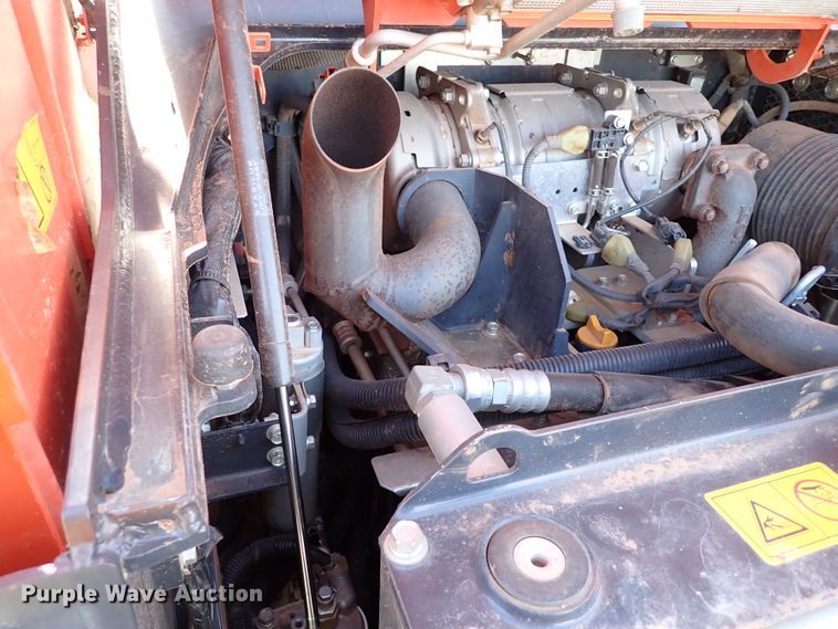 image for item IC9701 2019 Kubota SVL75-2  tracked skid steer loader