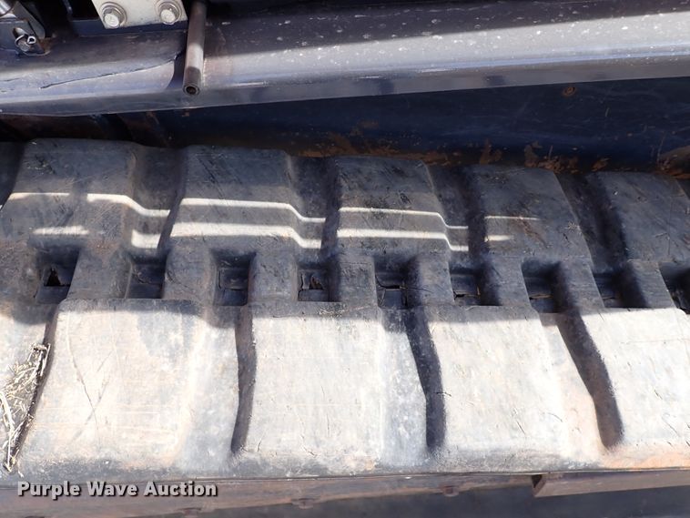 image for item IC9701 2019 Kubota SVL75-2  tracked skid steer loader