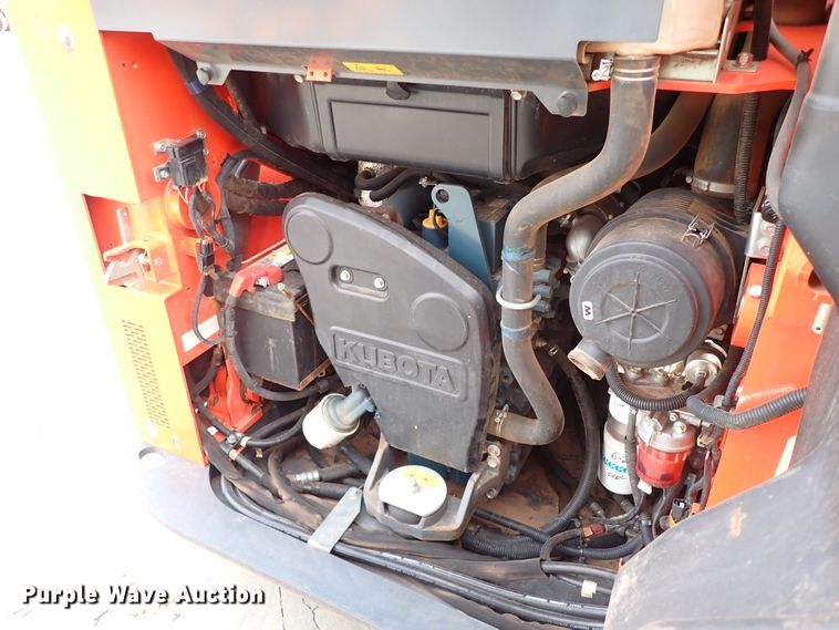 image for item IC9711 2016 Kubota SSV75  skid steer loader