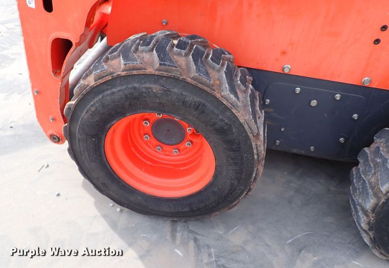 image for item IC9711 2016 Kubota SSV75  skid steer loader