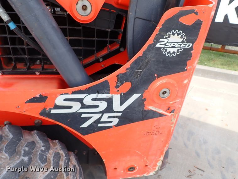 image for item IC9711 2016 Kubota SSV75  skid steer loader