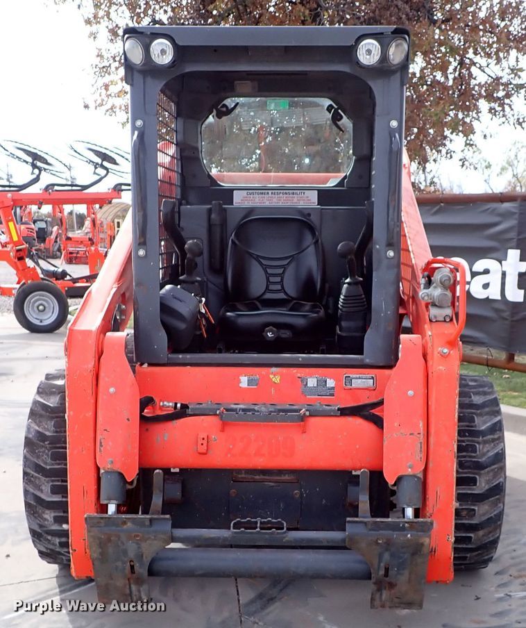 image for item IC9712 2017 Kubota SSV75  skid steer loader