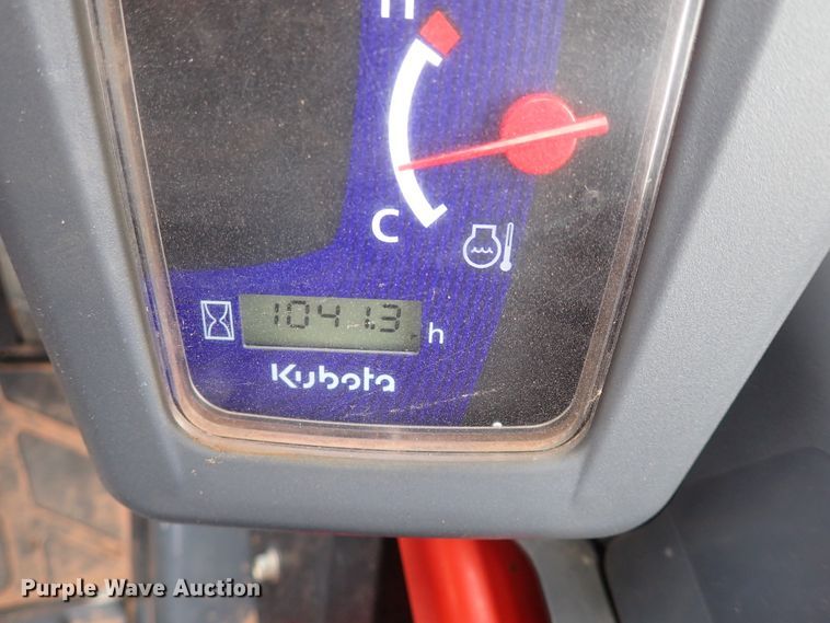 image for item IC9712 2017 Kubota SSV75  skid steer loader