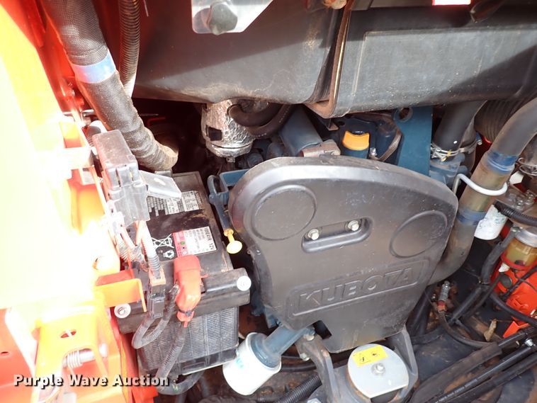 image for item IC9712 2017 Kubota SSV75  skid steer loader