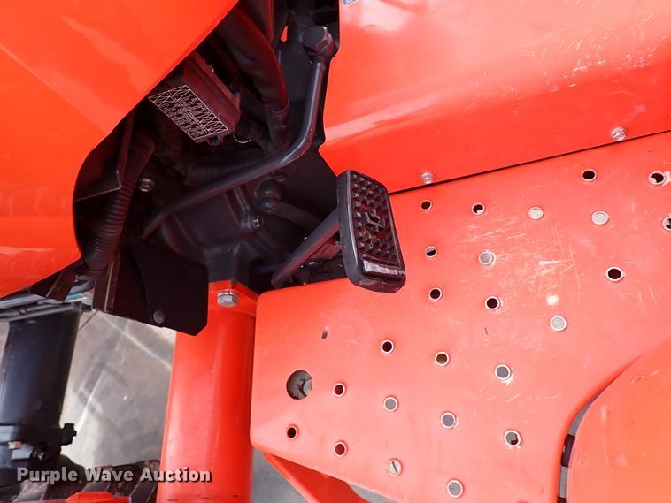 image for item IC9714 2019 Kubota L3901HST  MFWD tractor