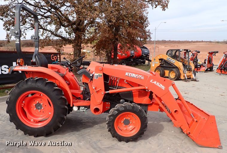 image for item IC9716 2019 Kubota L3301DT  MFWD tractor
