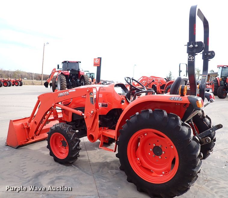 image for item IC9716 2019 Kubota L3301DT  MFWD tractor