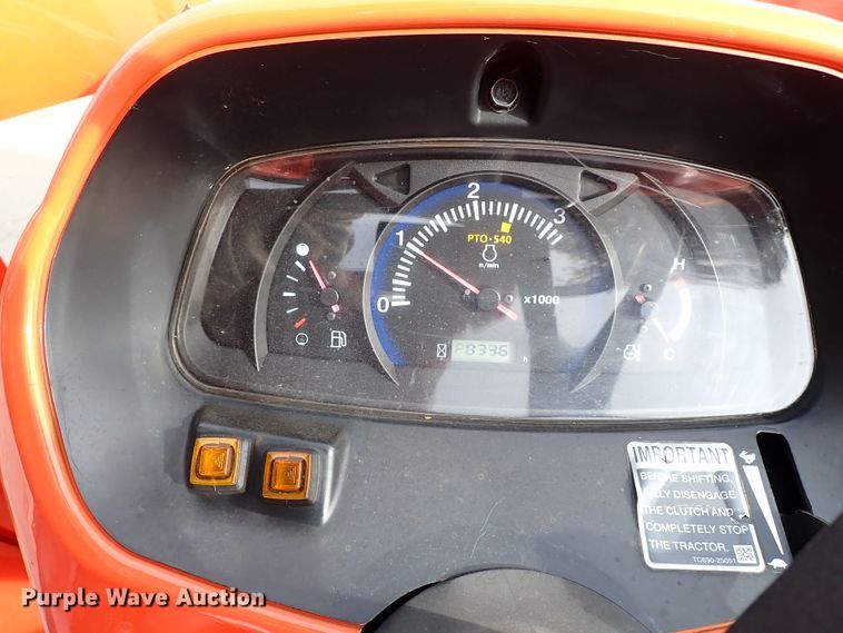 image for item IC9716 2019 Kubota L3301DT  MFWD tractor