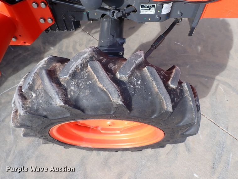 image for item IC9716 2019 Kubota L3301DT  MFWD tractor