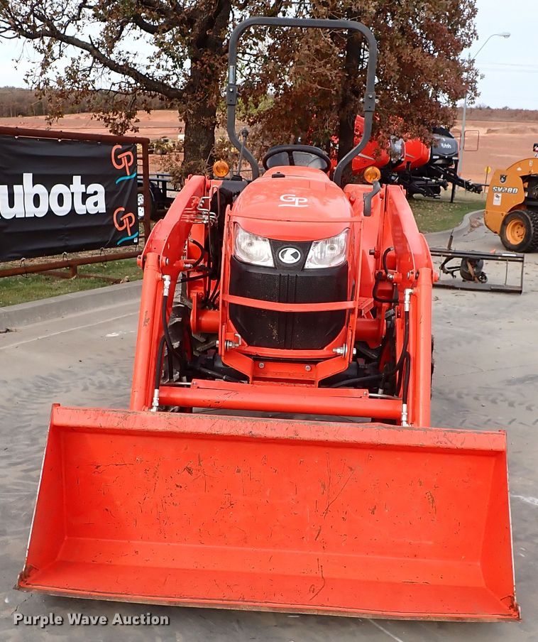 image for item IC9718 2019 Kubota L3901DT  MFWD tractor