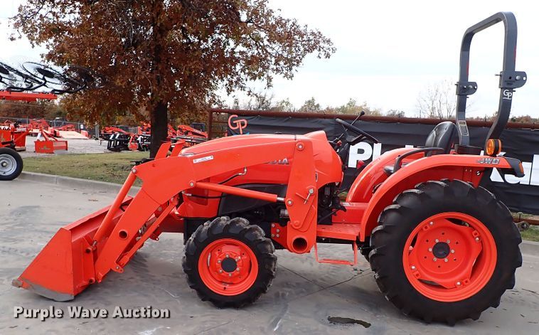 image for item IC9718 2019 Kubota L3901DT  MFWD tractor