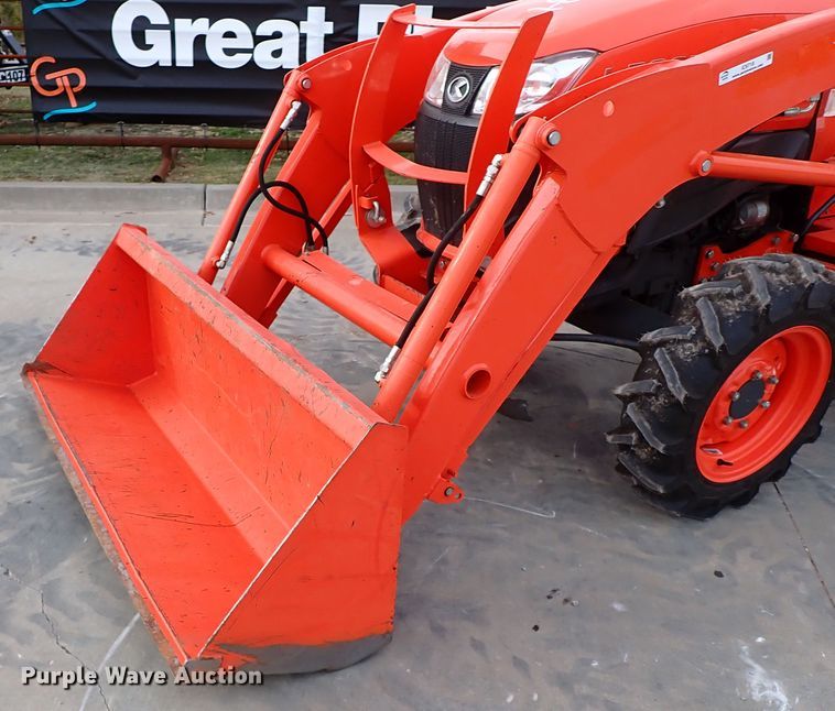 image for item IC9718 2019 Kubota L3901DT  MFWD tractor